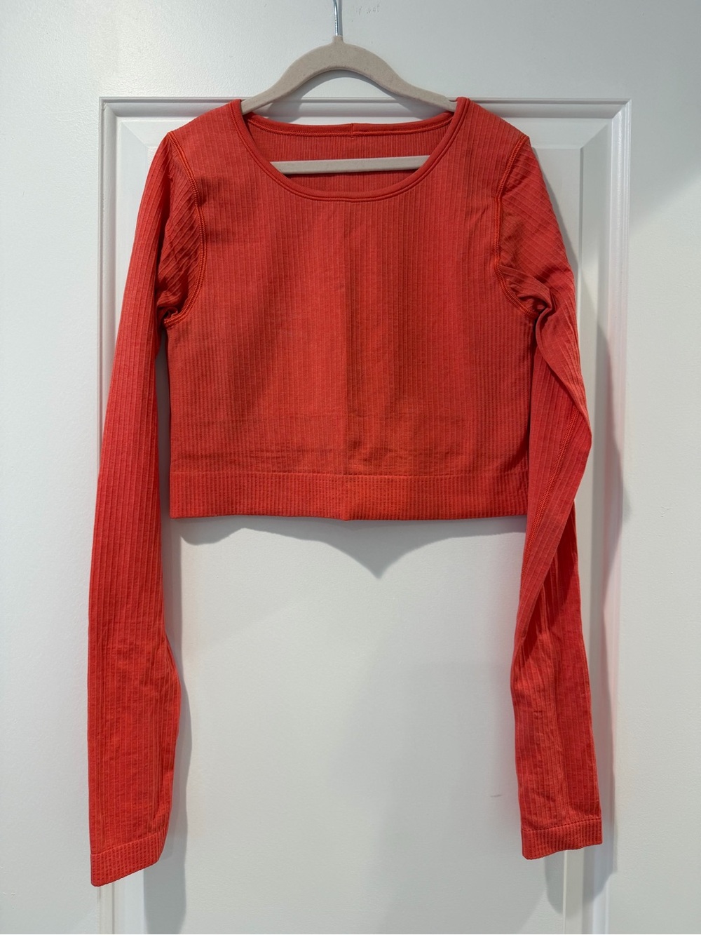 Lululemon Ebb to Street Long Sleeve Crop Top - size 6
